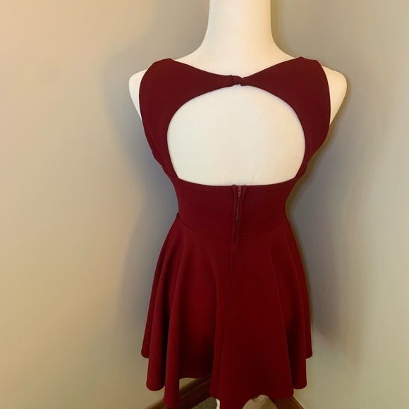 Cocktail/ Holiday Dress - Picture 9 of 9